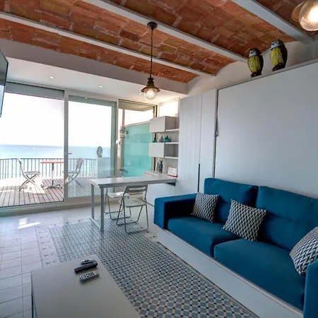 Blue Sea Front By Hello Homes شقة
