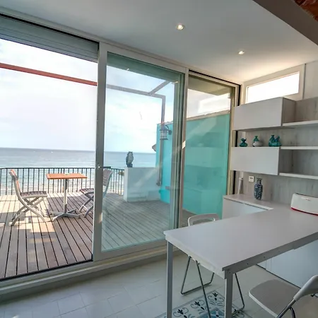 Blue Sea Front By Hello Homes Sitges