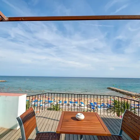 Blue Sea Front By Hello Homes *